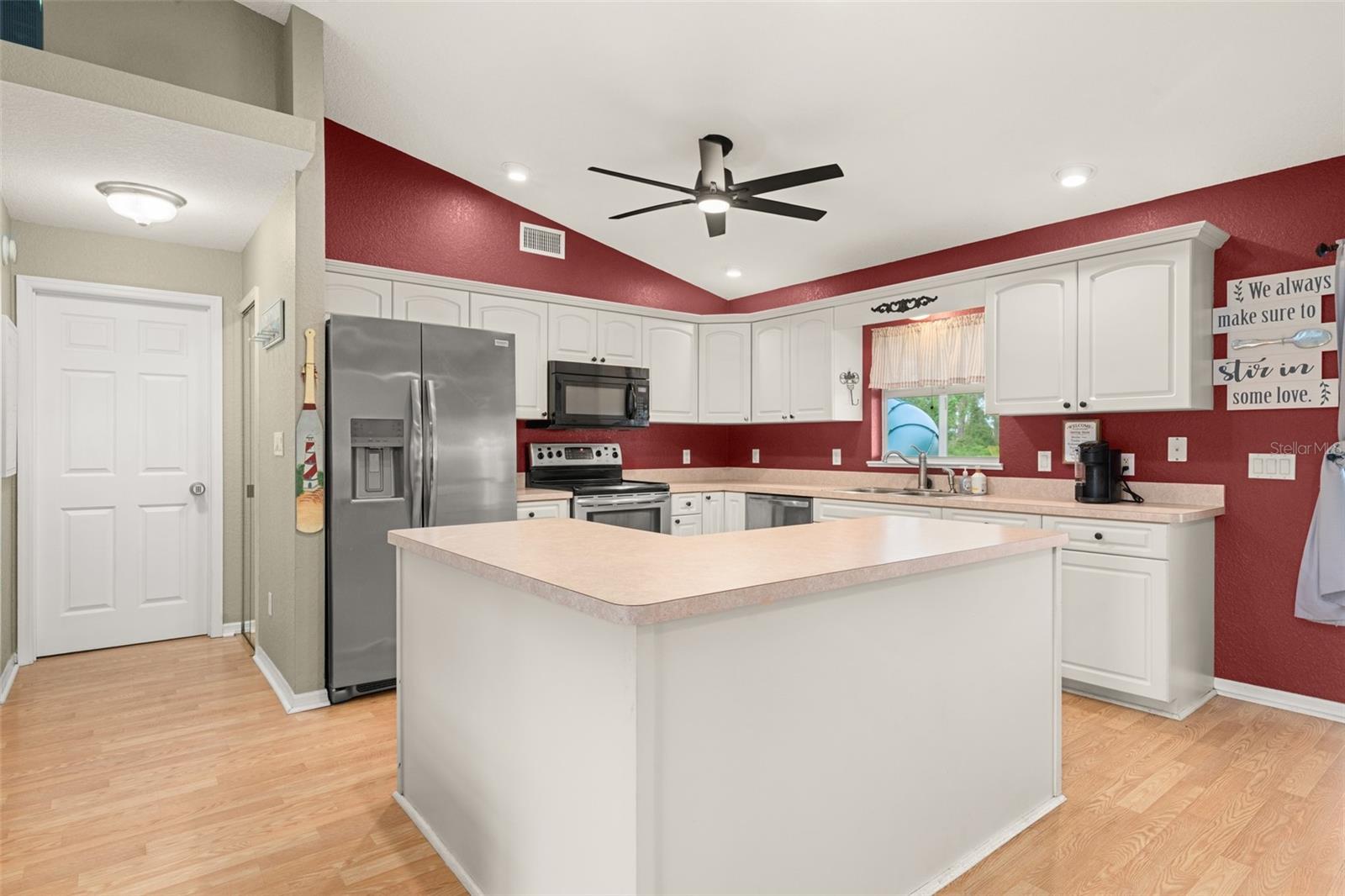 SEBRING LAKES UNIT 4C PB 8-PG 32 LOTS 23 + 24 BLK - Residential