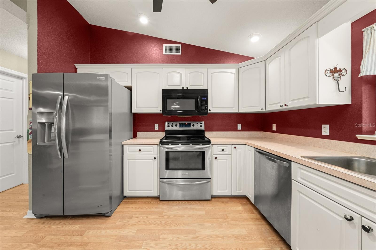 SEBRING LAKES UNIT 4C PB 8-PG 32 LOTS 23 + 24 BLK - Residential