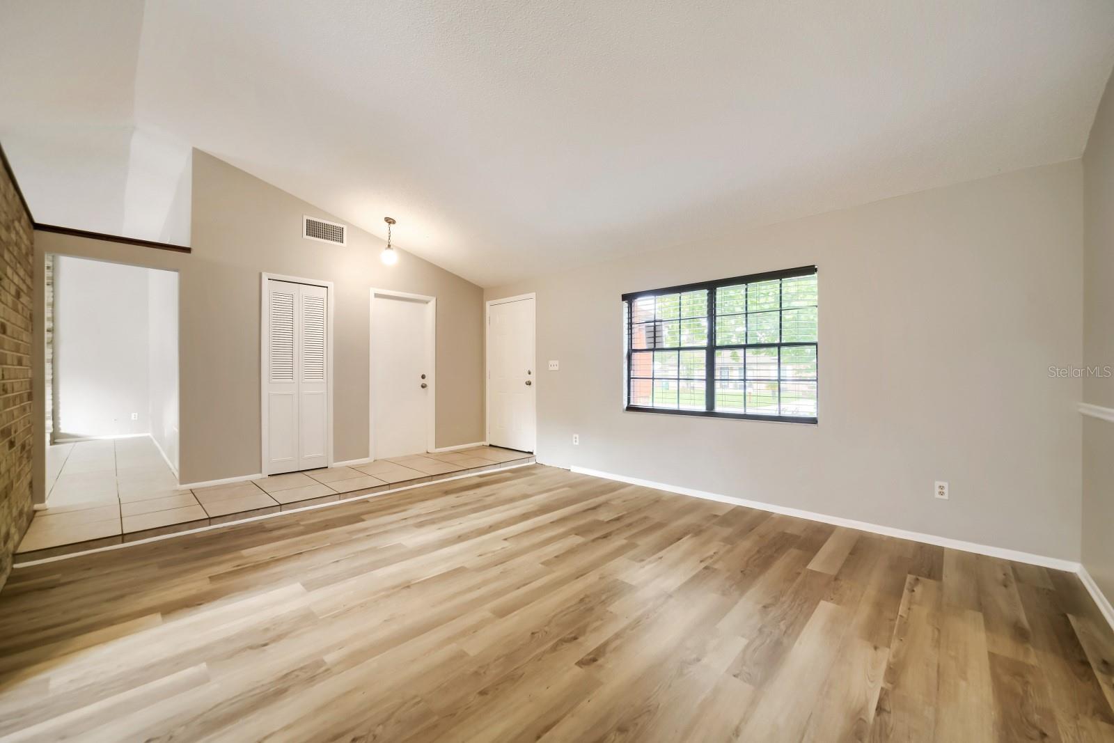 FOXMOOR UNIT 3 - Residential