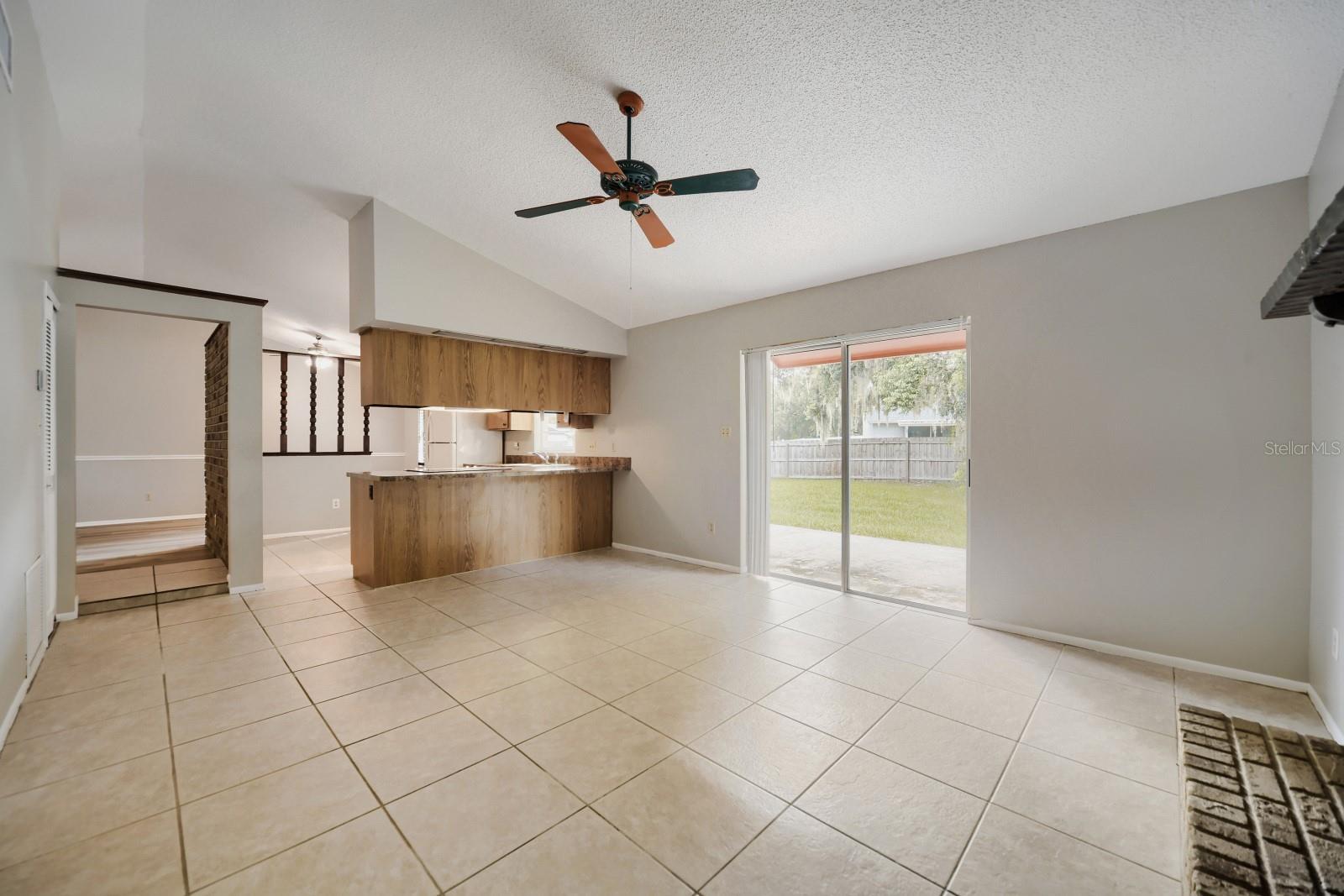 FOXMOOR UNIT 3 - Residential