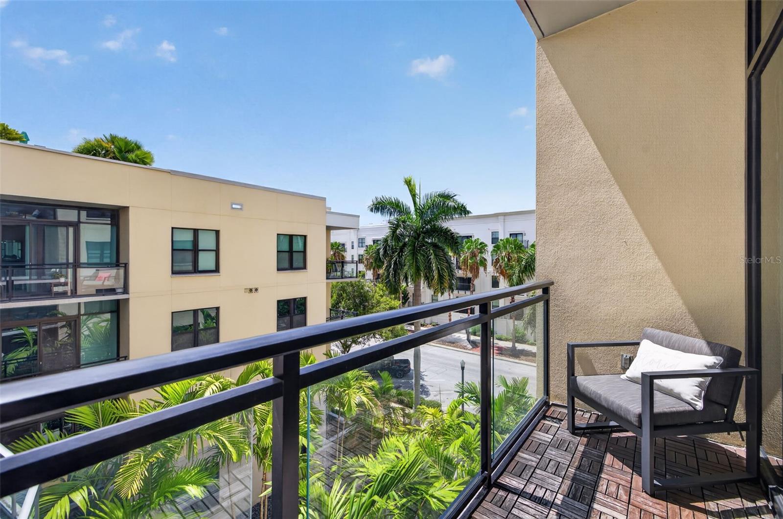 SAGE THE CONDO - Residential