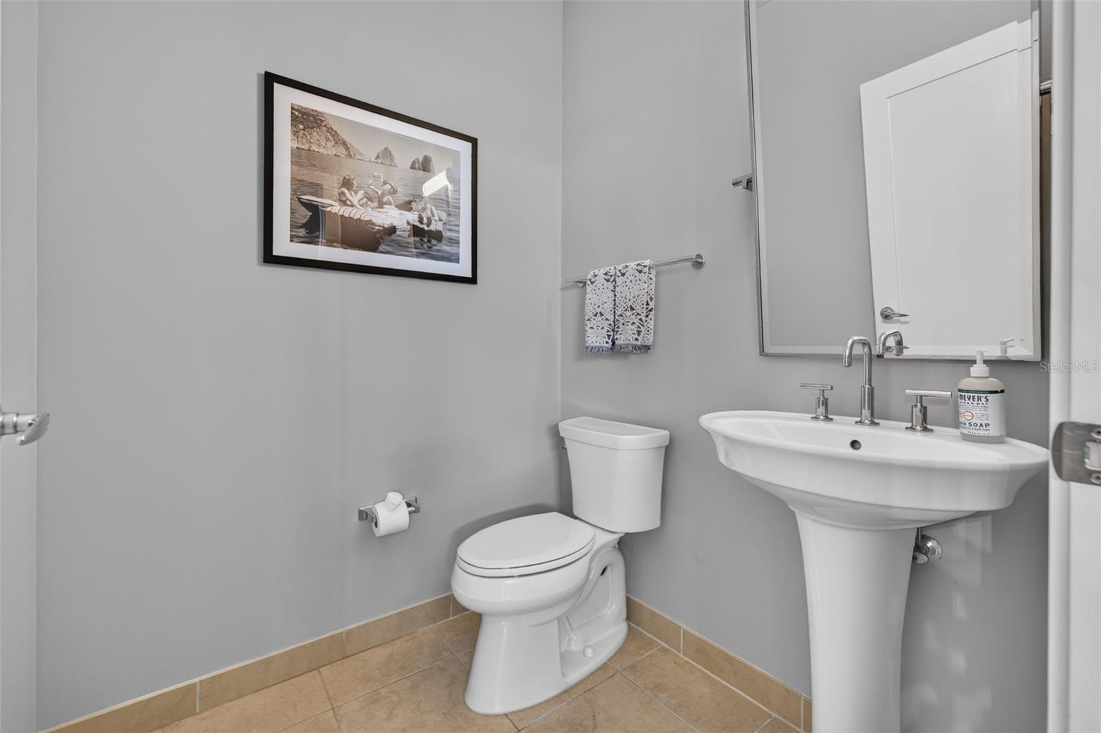 SAGE THE CONDO - Residential
