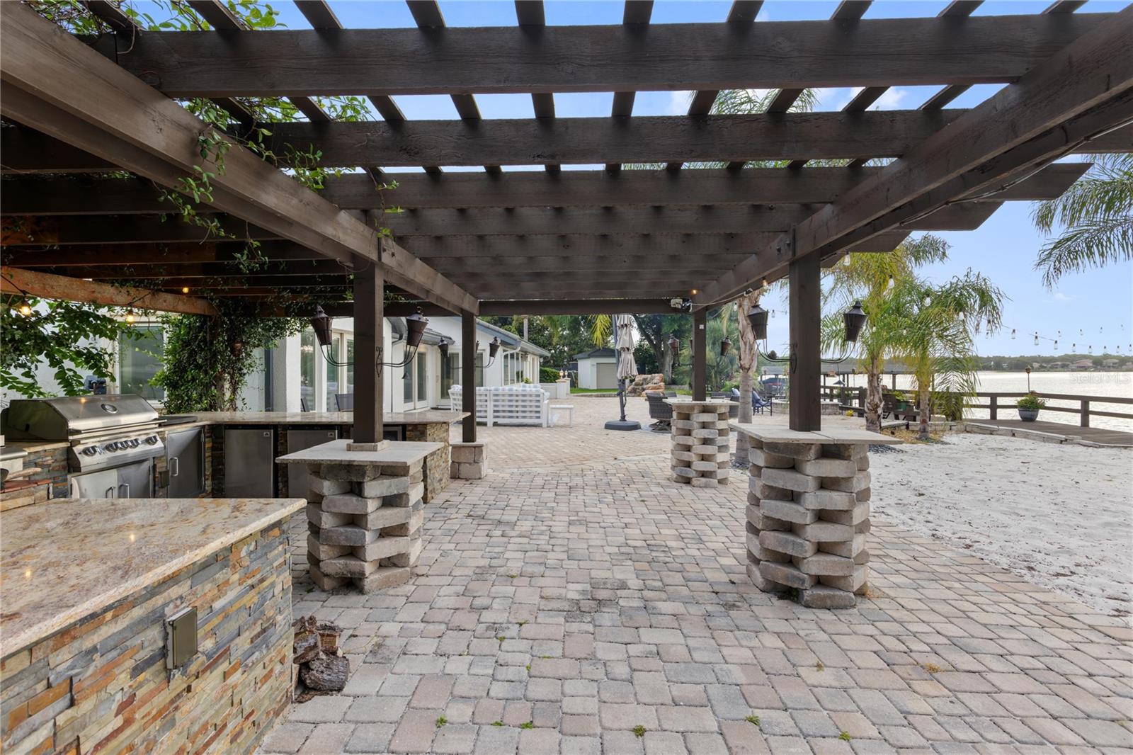 LAKE BRANTLEY ISLES AMD - Residential