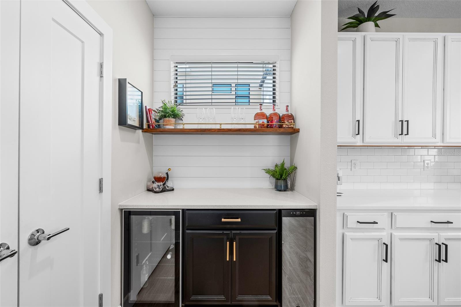 UPTOWN KENWOOD - Residential