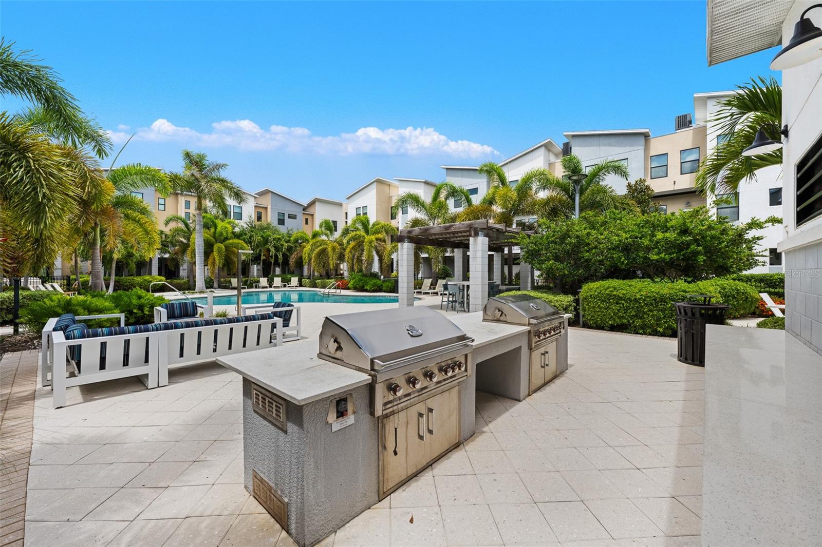 UPTOWN KENWOOD - Residential