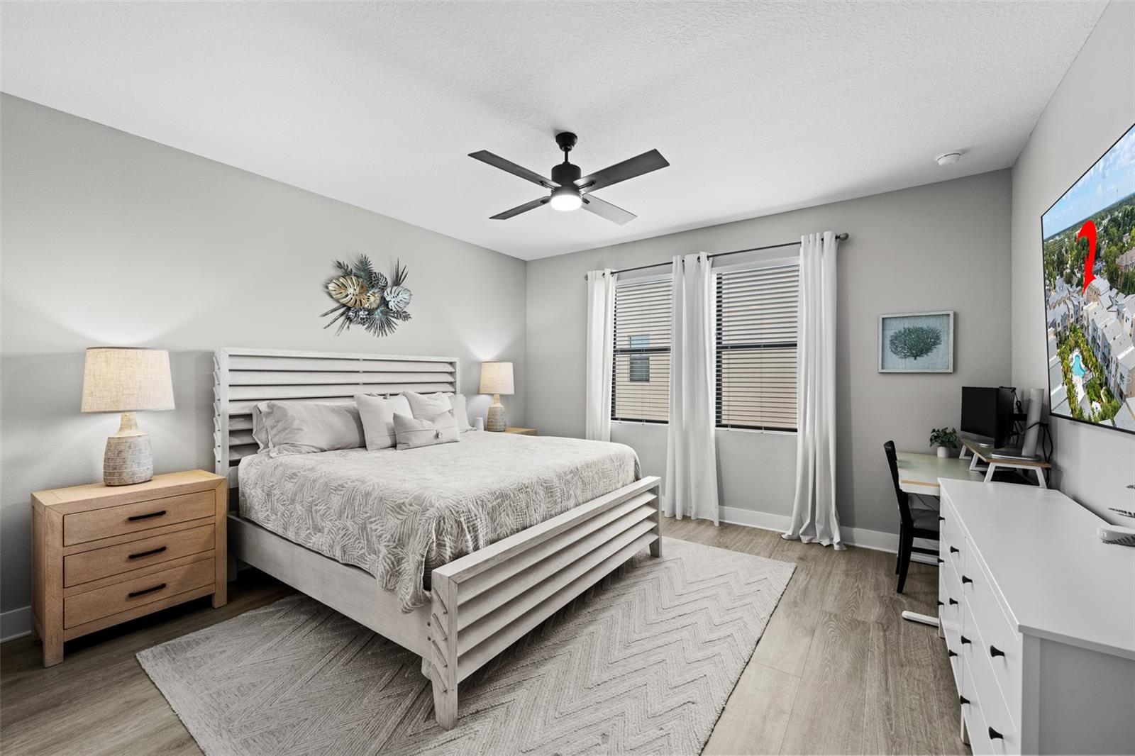 UPTOWN KENWOOD - Residential