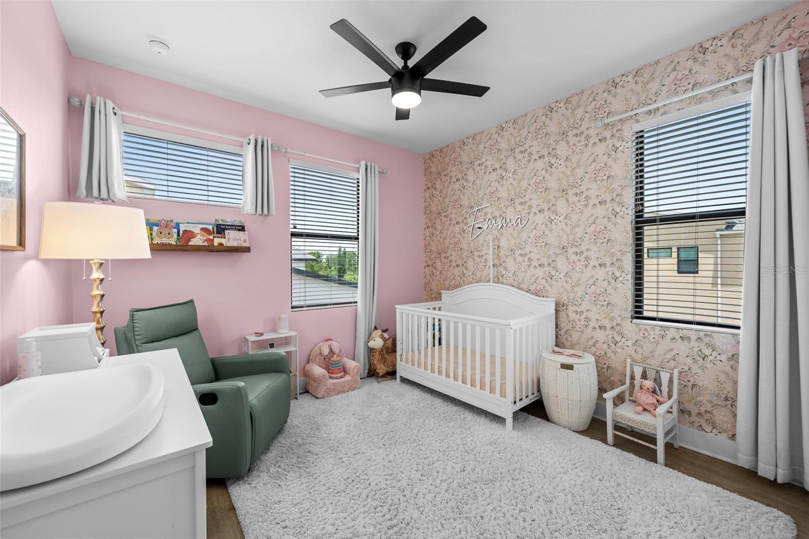 UPTOWN KENWOOD - Residential