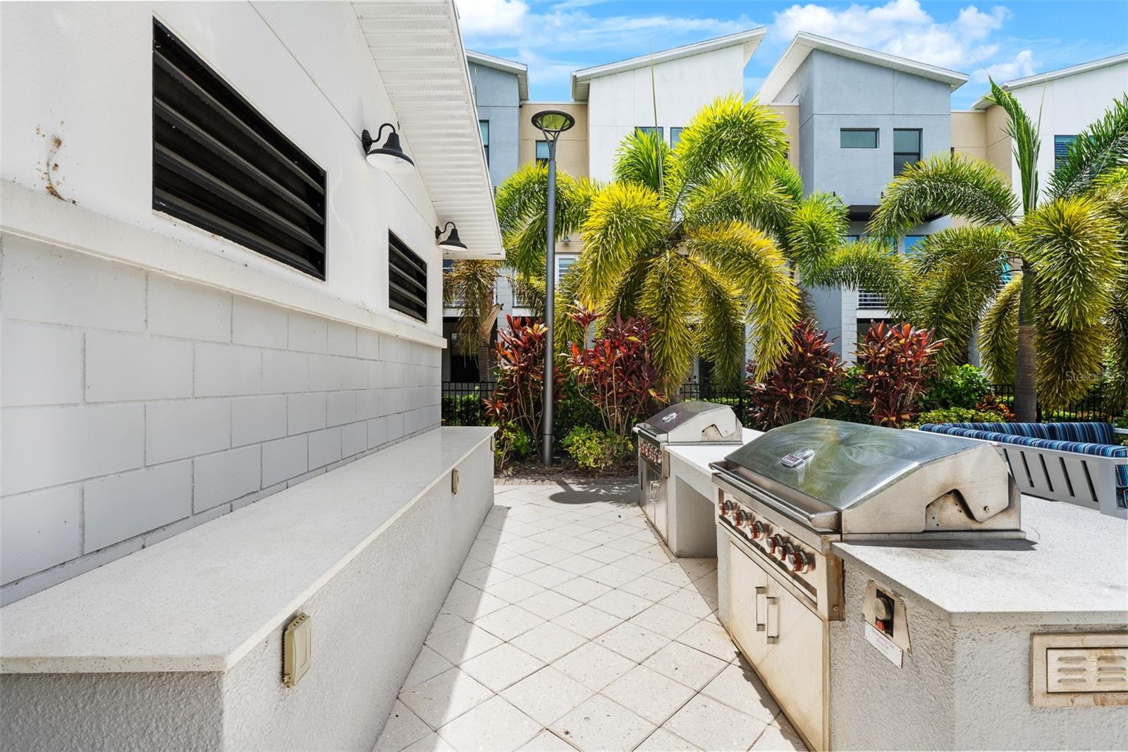 UPTOWN KENWOOD - Residential