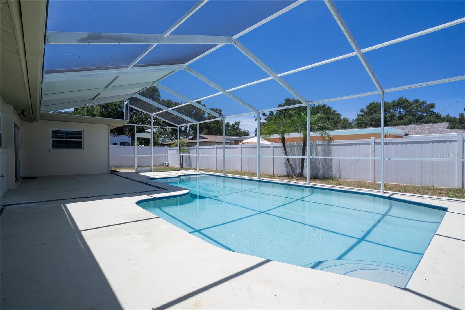 HOLIDAY GROVES - Residential