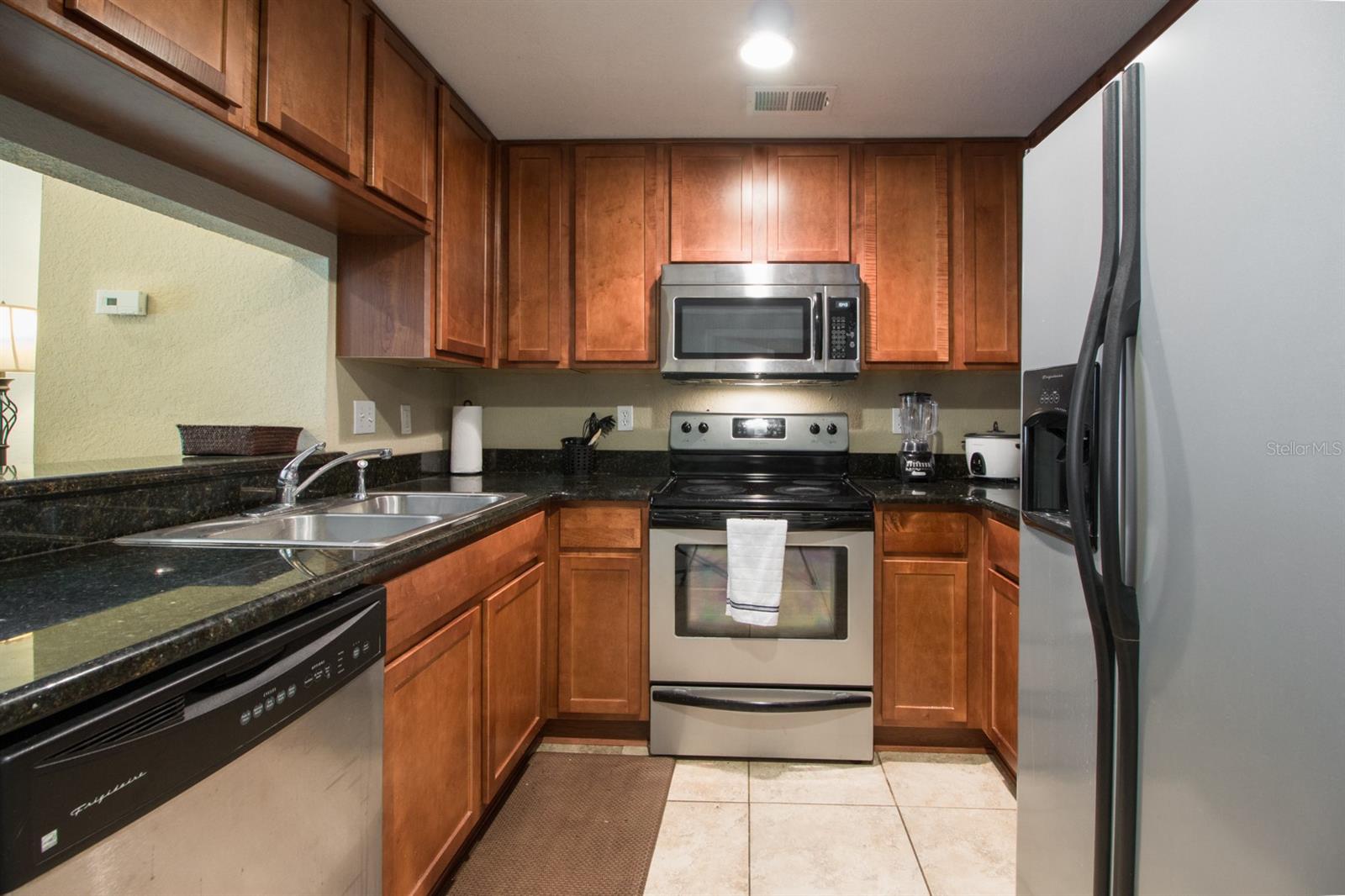 NANTUCKET WALK CONDO - Residential