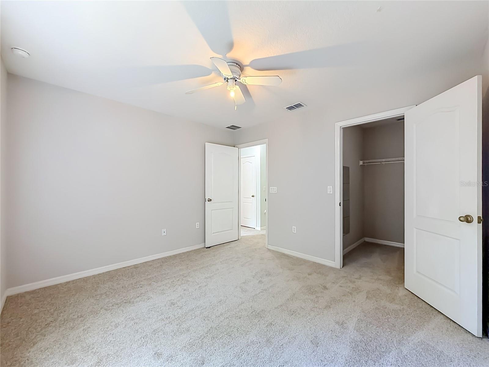 RIVERVIEW TWNHMS - Residential