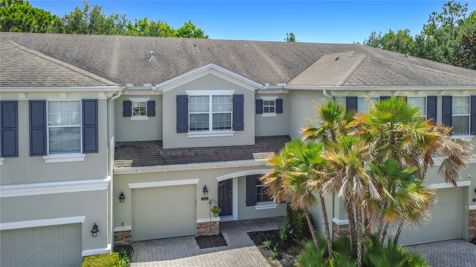 RIVERVIEW TWNHMS - Residential