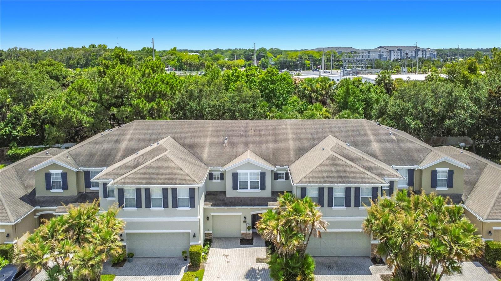 RIVERVIEW TWNHMS - Residential