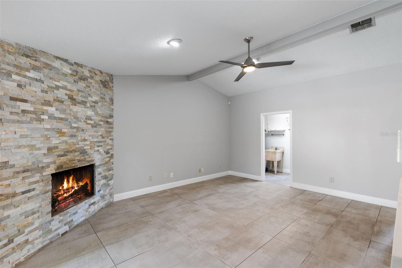 WEKIVA CLUB ESTATES SEC 08 - Residential