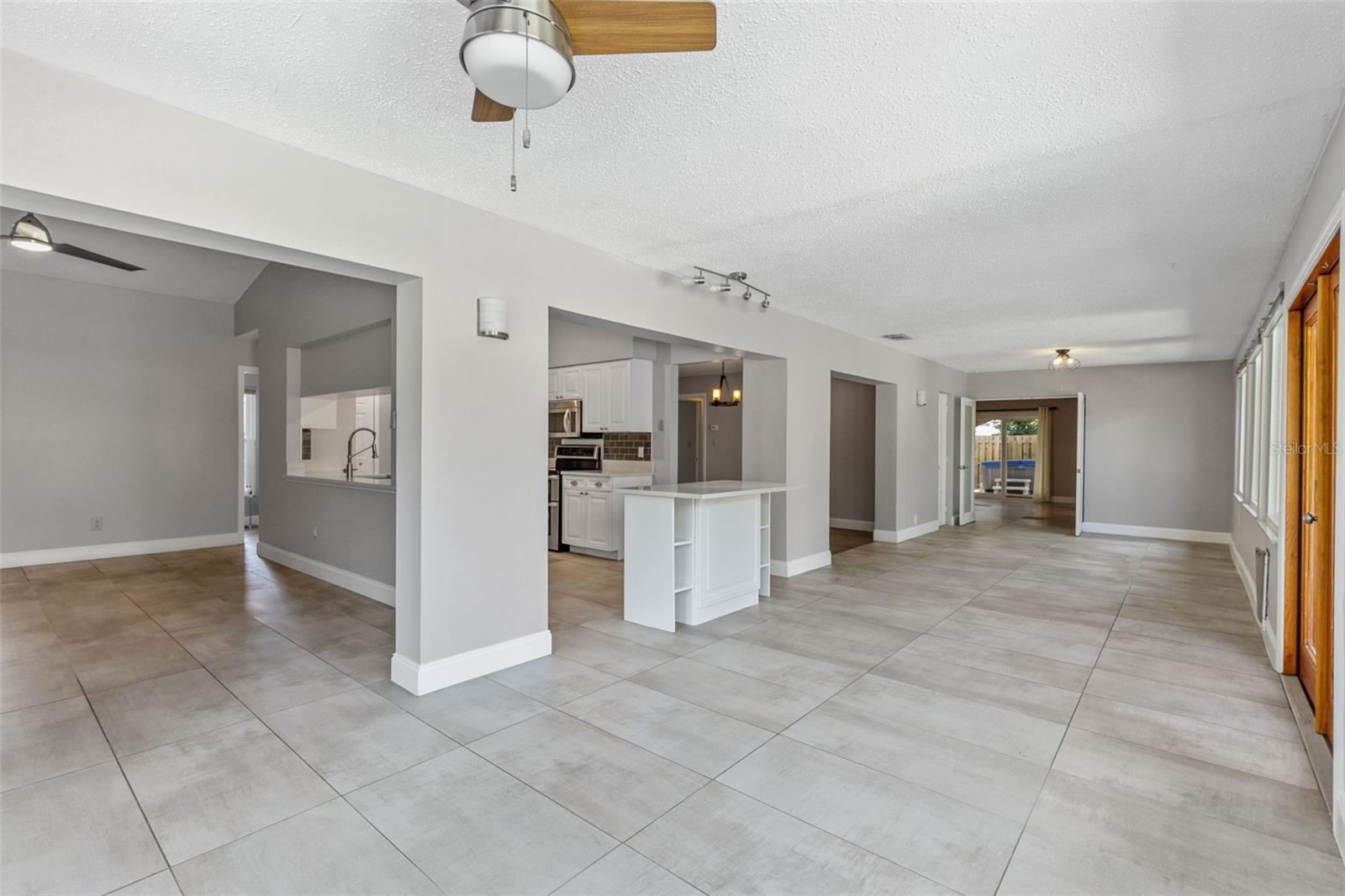 WEKIVA CLUB ESTATES SEC 08 - Residential