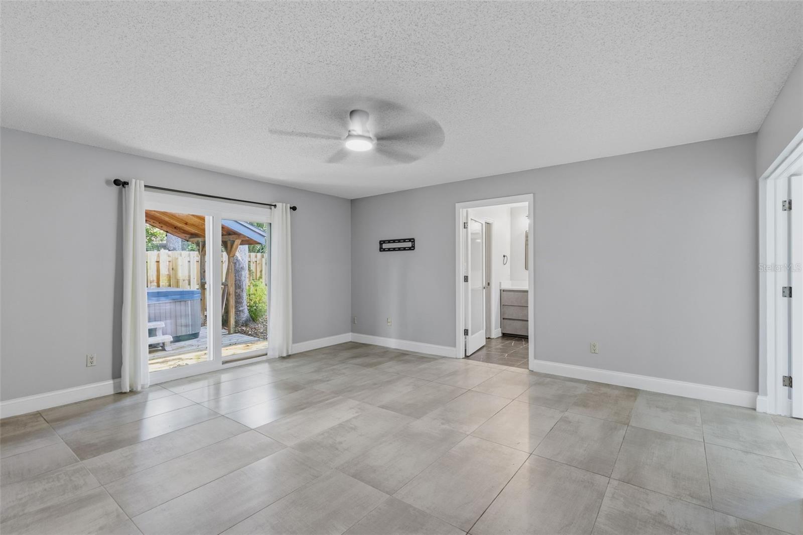 WEKIVA CLUB ESTATES SEC 08 - Residential