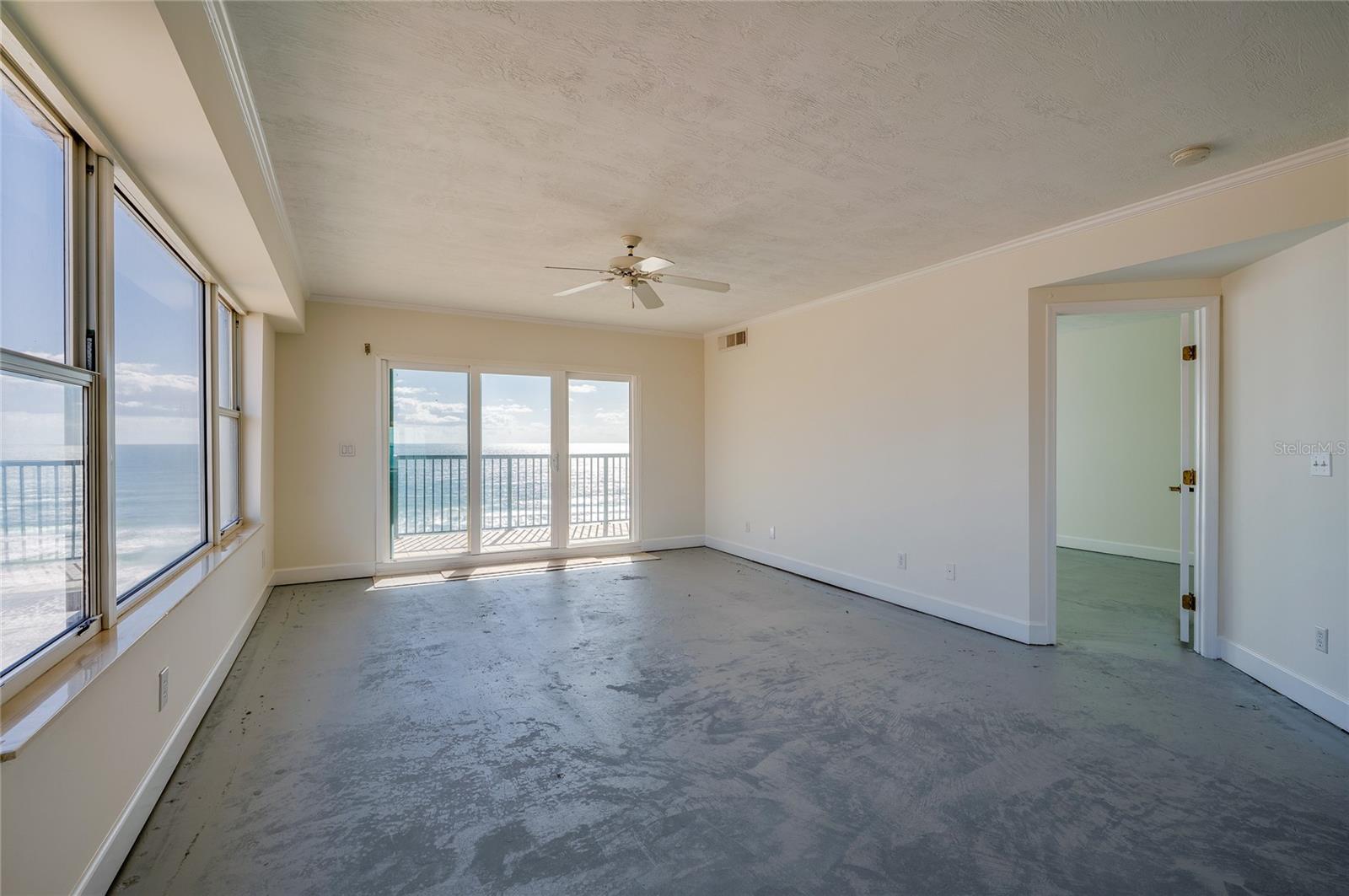 TOWERS AT PONCE INLET TOWER 01 CONDO - Residential