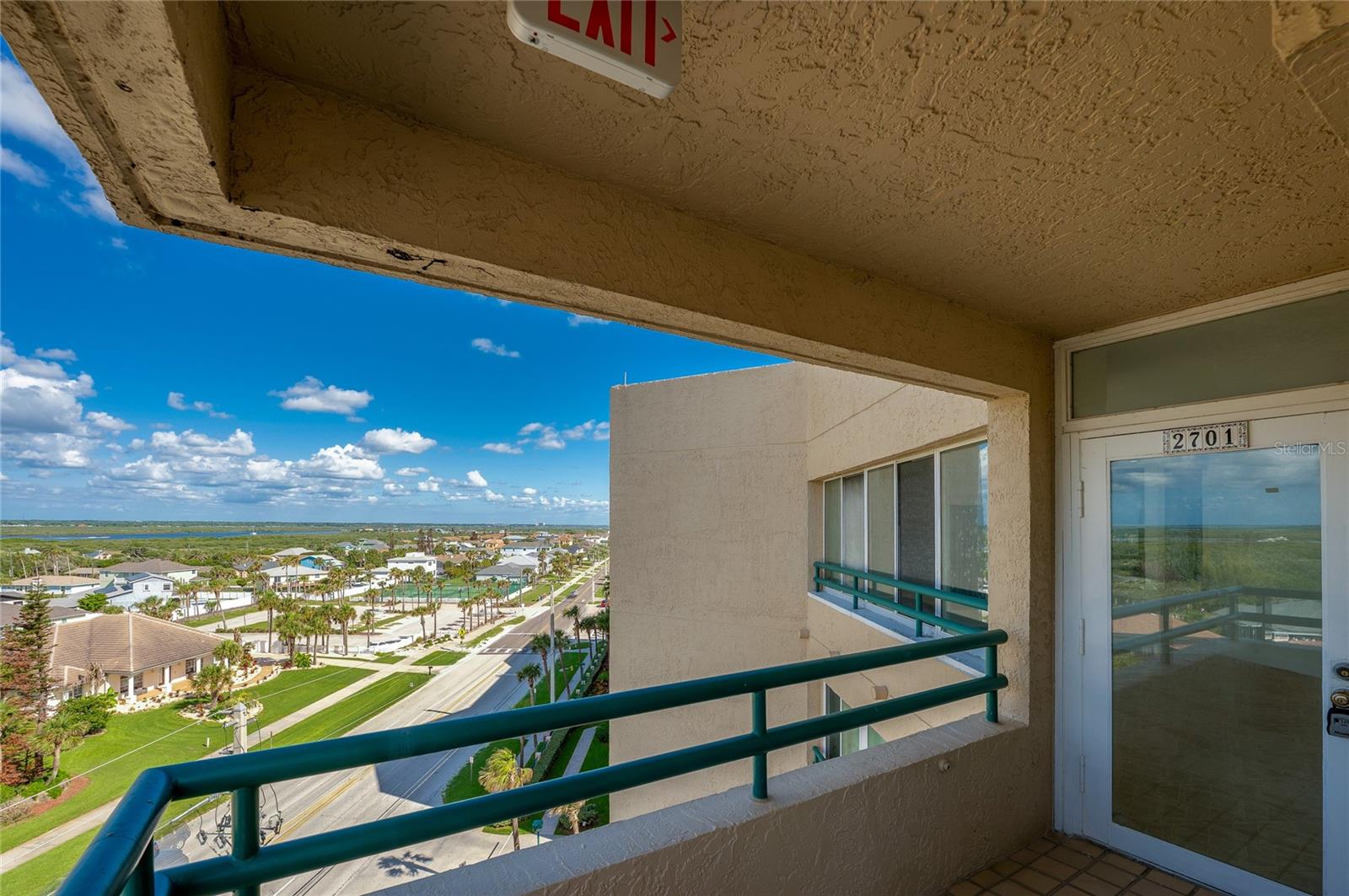 TOWERS AT PONCE INLET TOWER 01 CONDO - Residential