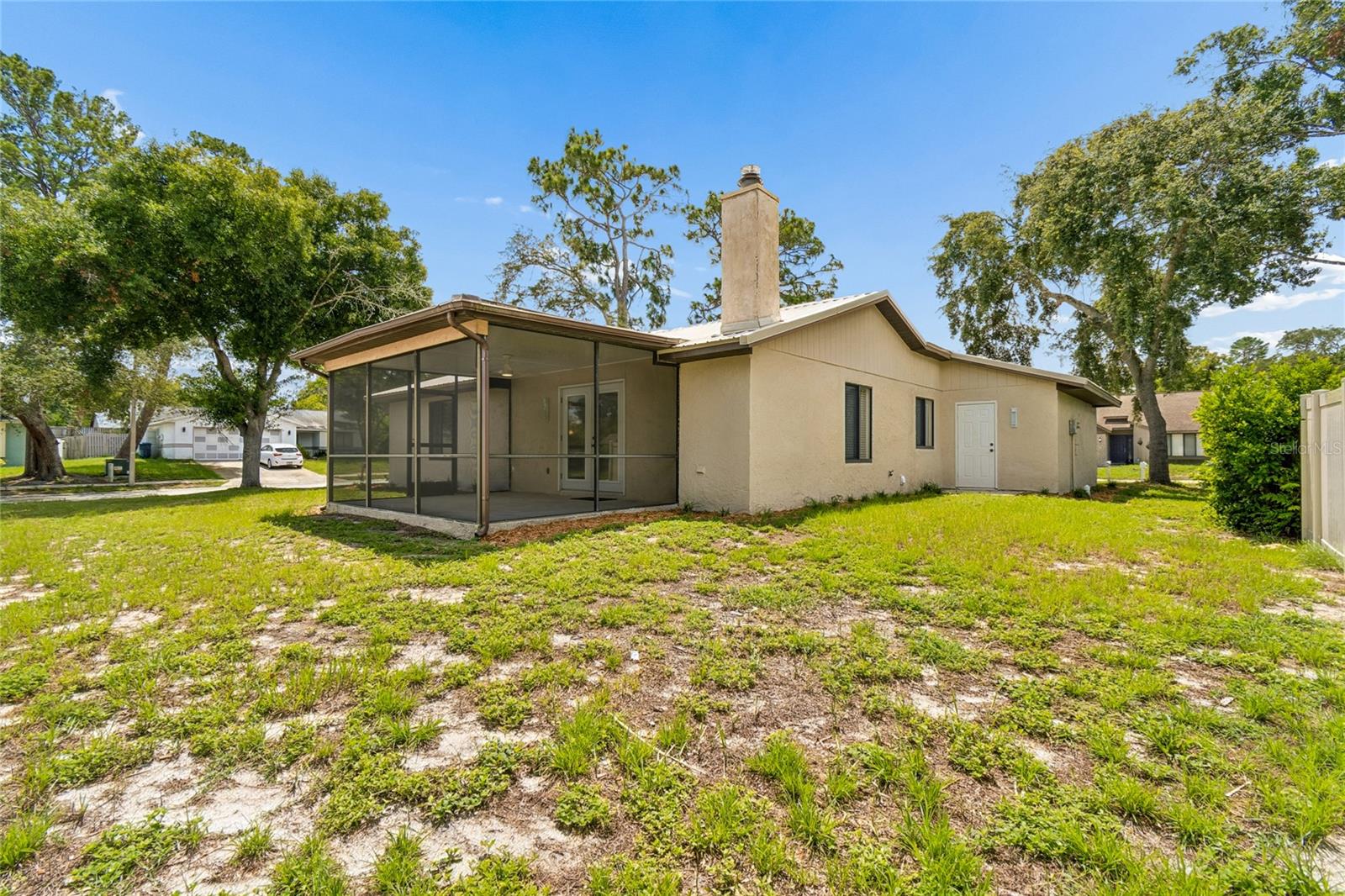 THE GLEN AT RIVER RIDGE - Residential