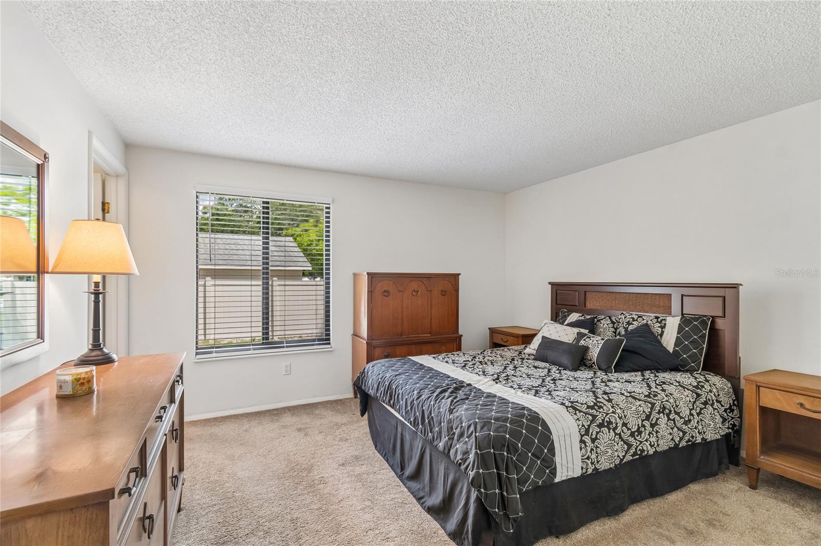THE GLEN AT RIVER RIDGE - Residential