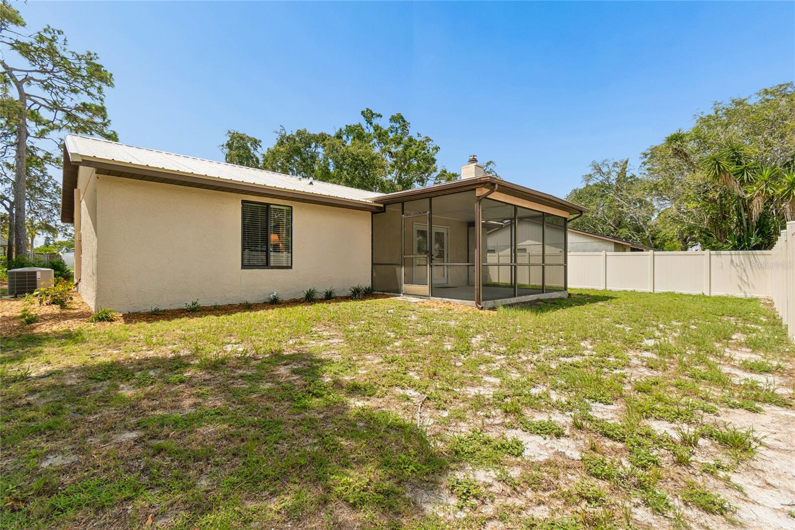 THE GLEN AT RIVER RIDGE - Residential