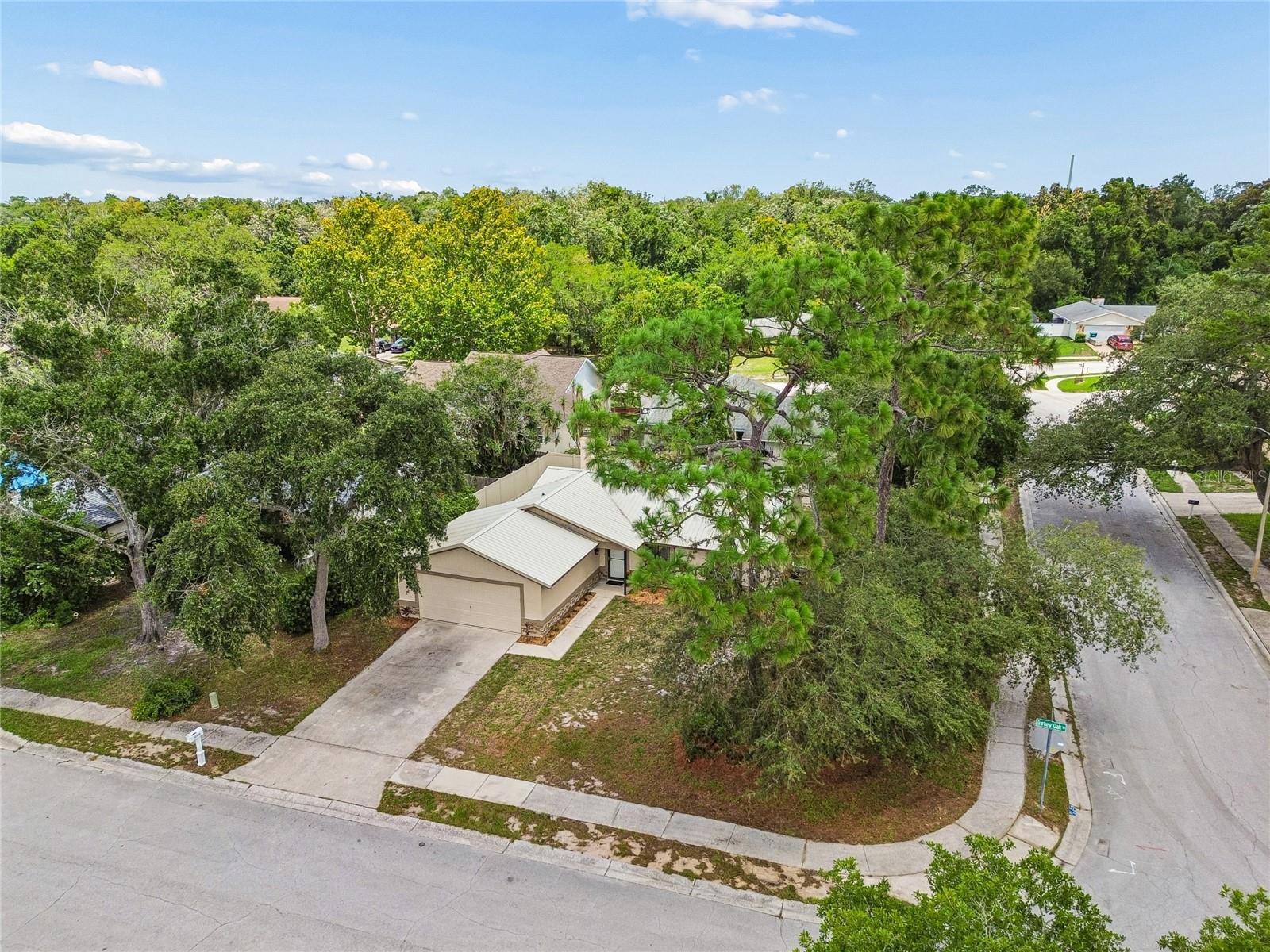 THE GLEN AT RIVER RIDGE - Residential