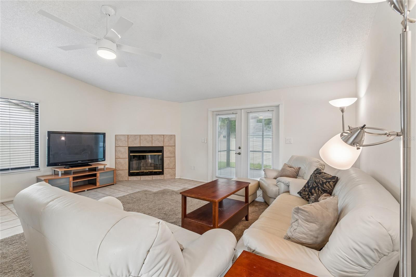 THE GLEN AT RIVER RIDGE - Residential