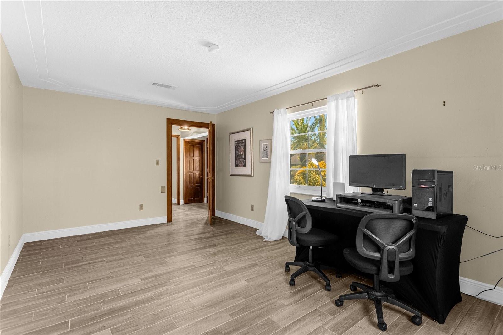 ORANGE TREE COUNTRY CLUB - Residential