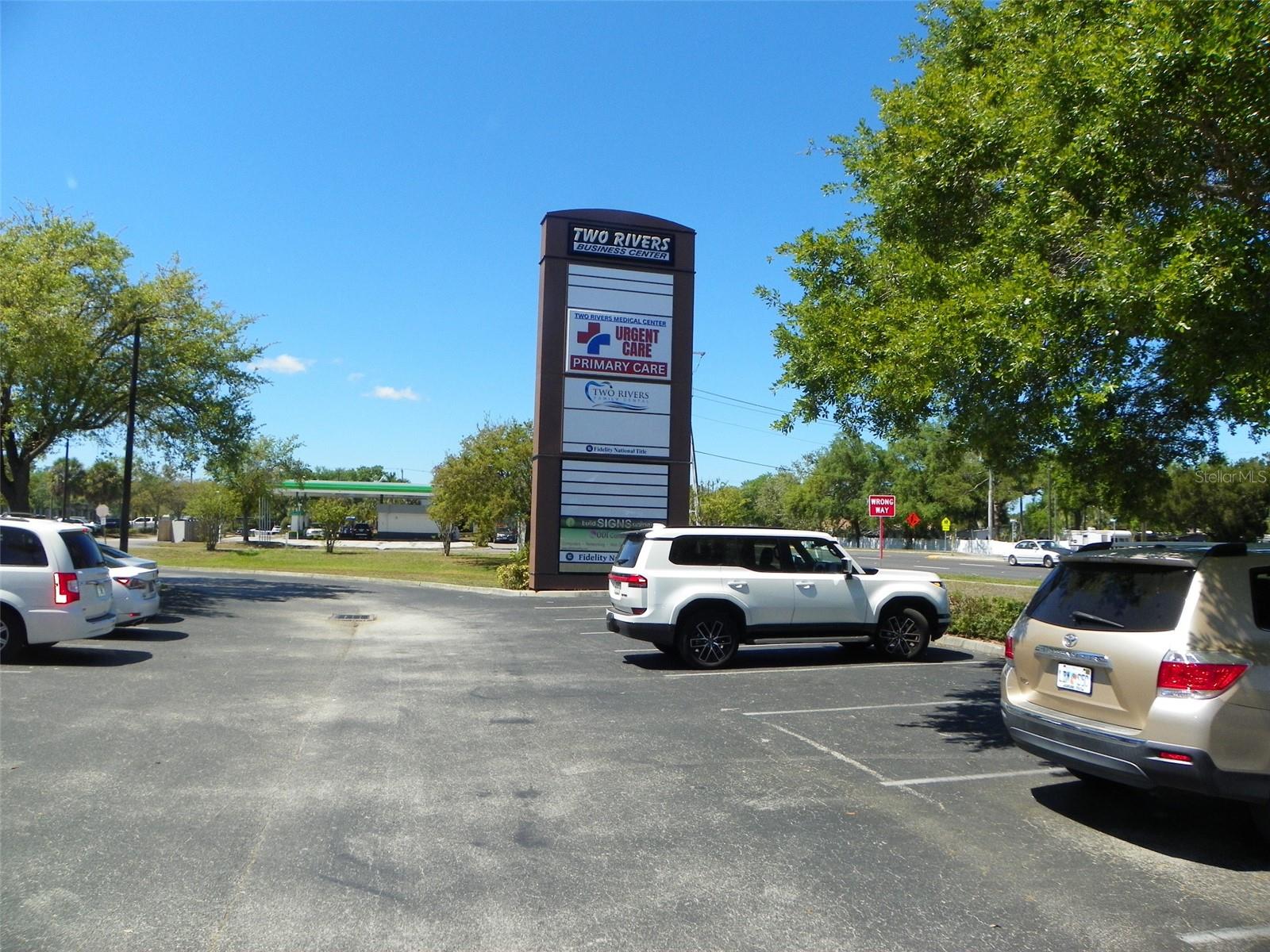 TWO RIVERS BUS PARK - Commercial Lease