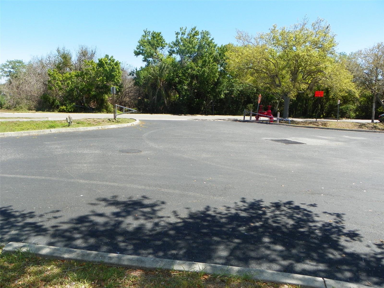 TWO RIVERS BUS PARK - Commercial Lease