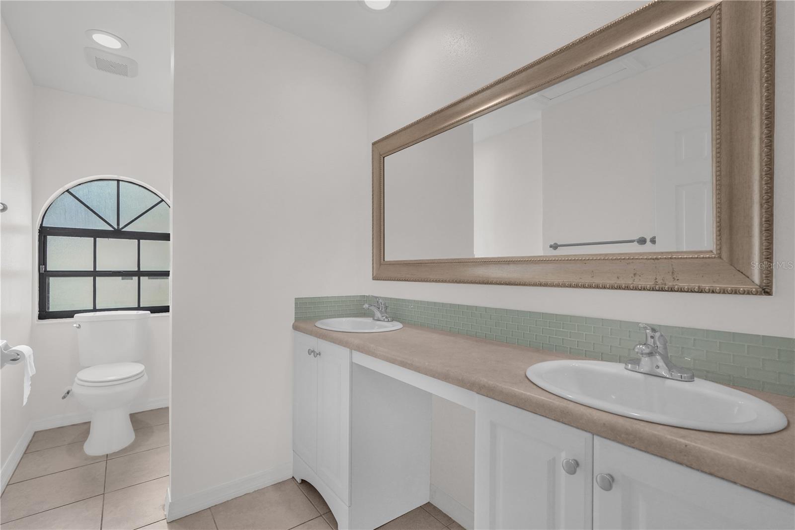 MILL RUN UNIT 1 - Residential