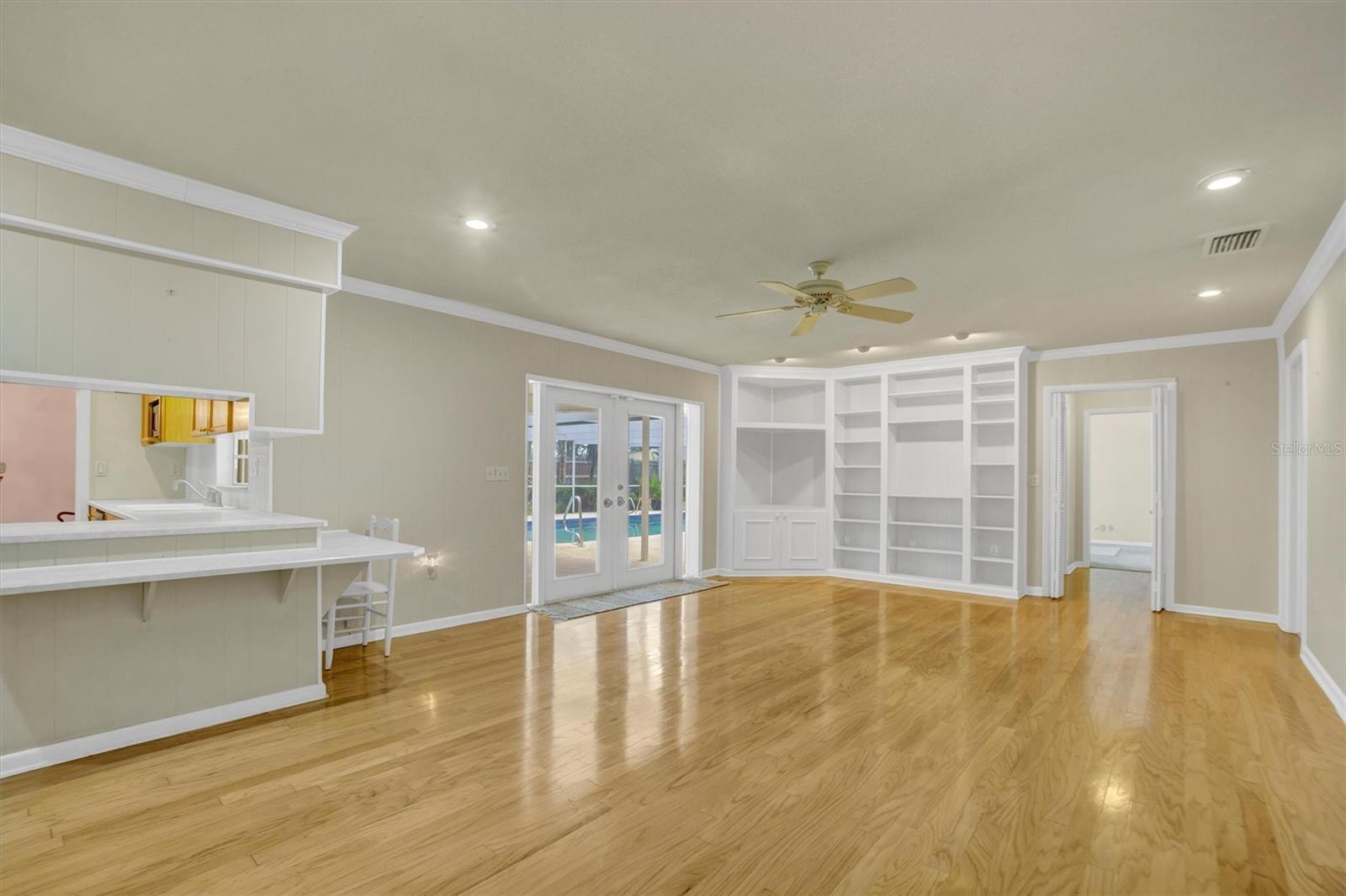 LAKEWOOD COMMUNITY ASSOCIATION - Residential