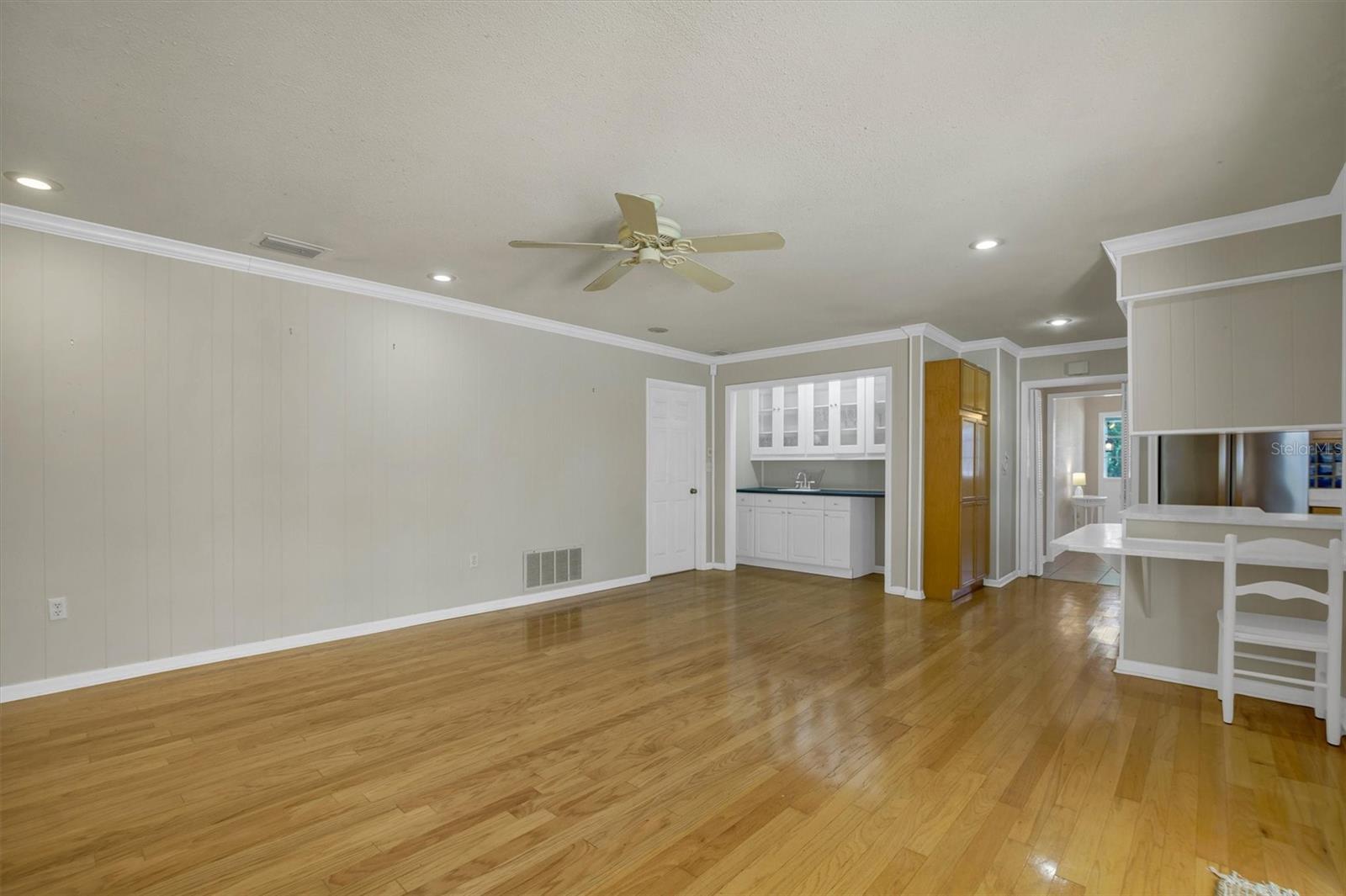 LAKEWOOD COMMUNITY ASSOCIATION - Residential