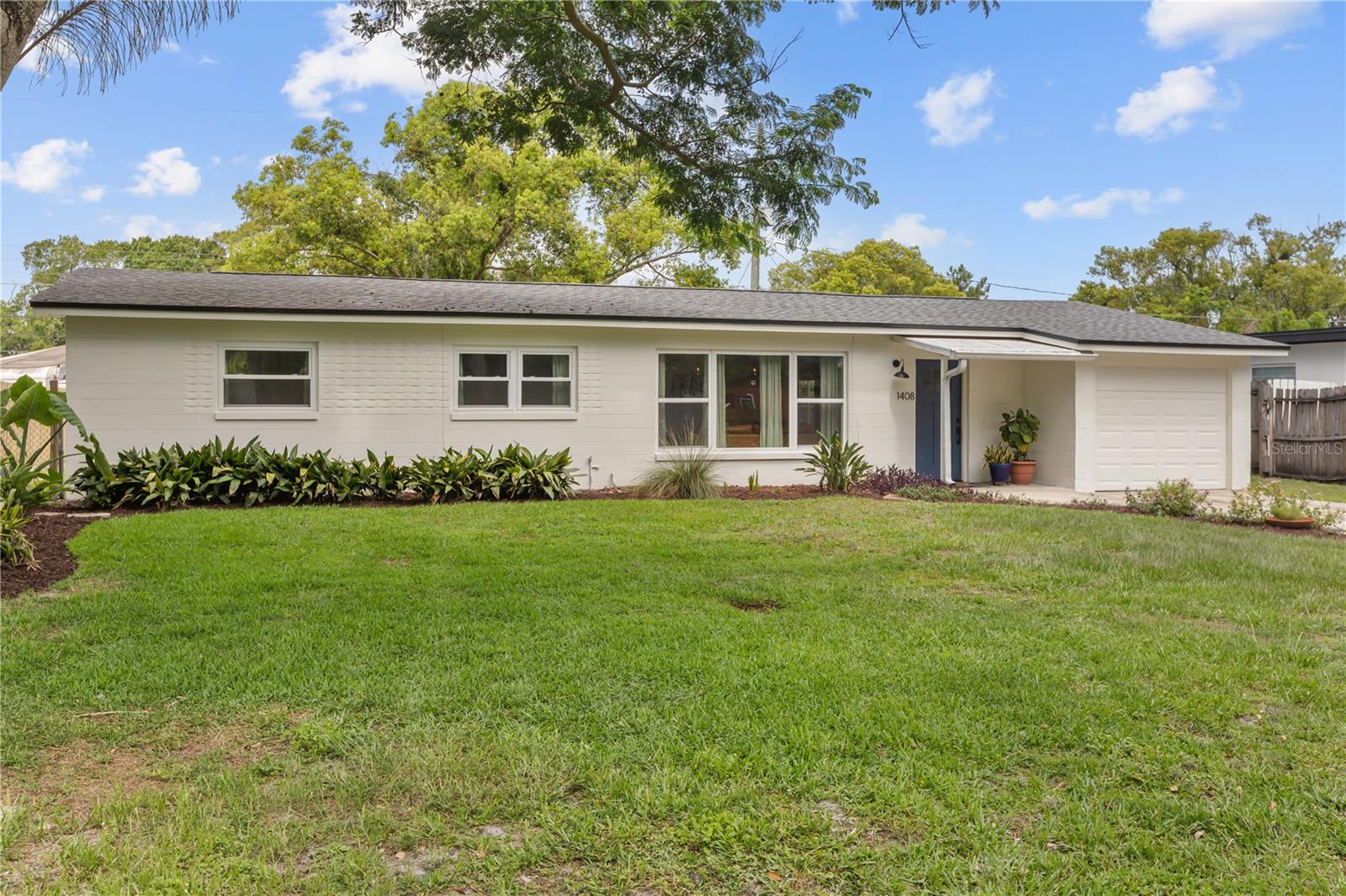 CORRINE TERRACE - Residential