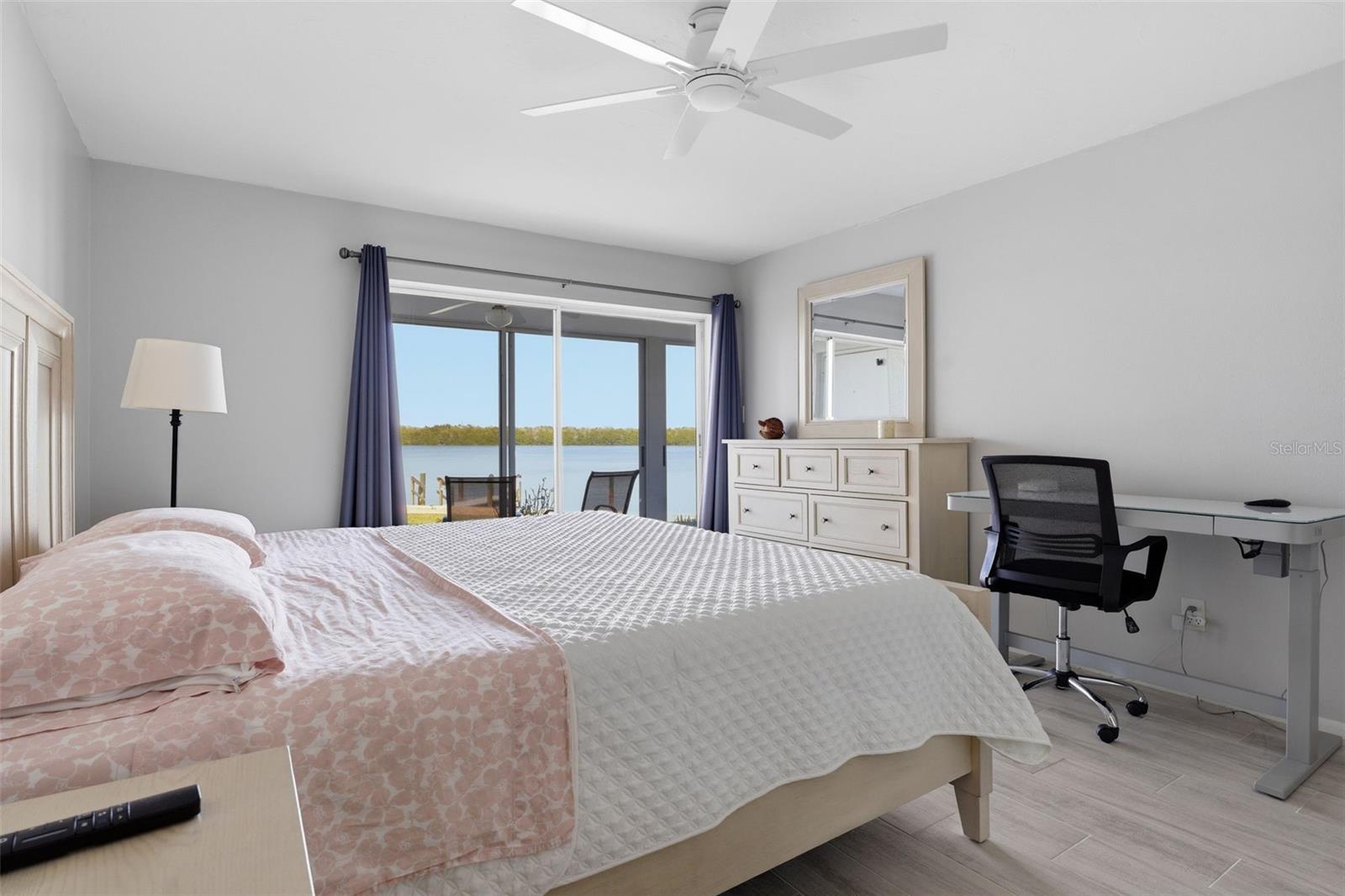 LONGBOAT HARBOUR - Residential
