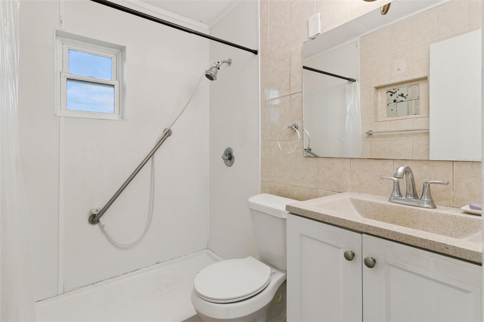 SUN RAY HOMES 03 - Residential