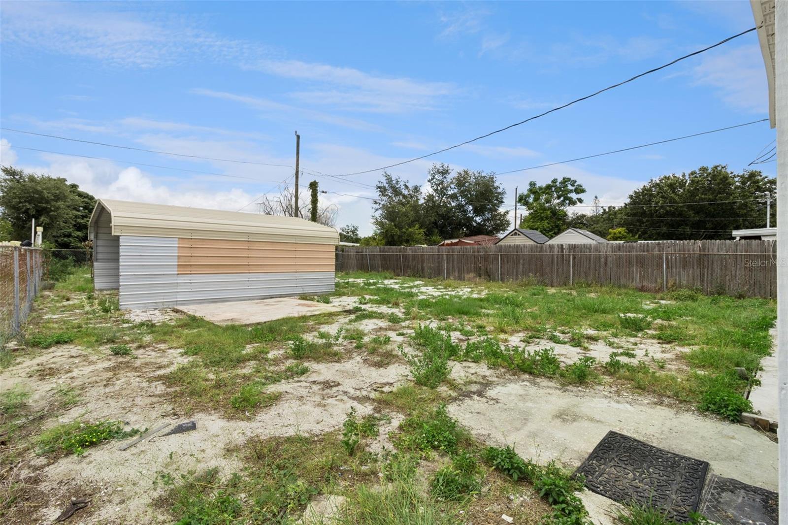 SUN RAY HOMES 03 - Residential