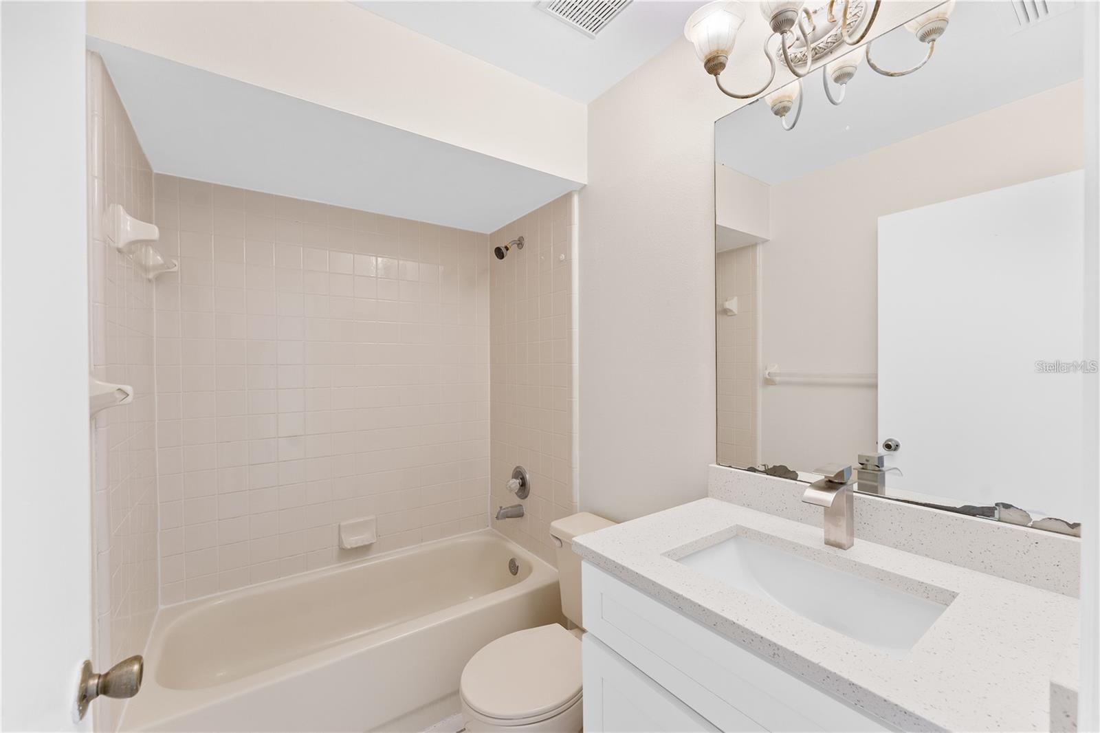 ISLAND COVE VILLAS PH 01 - Residential Lease