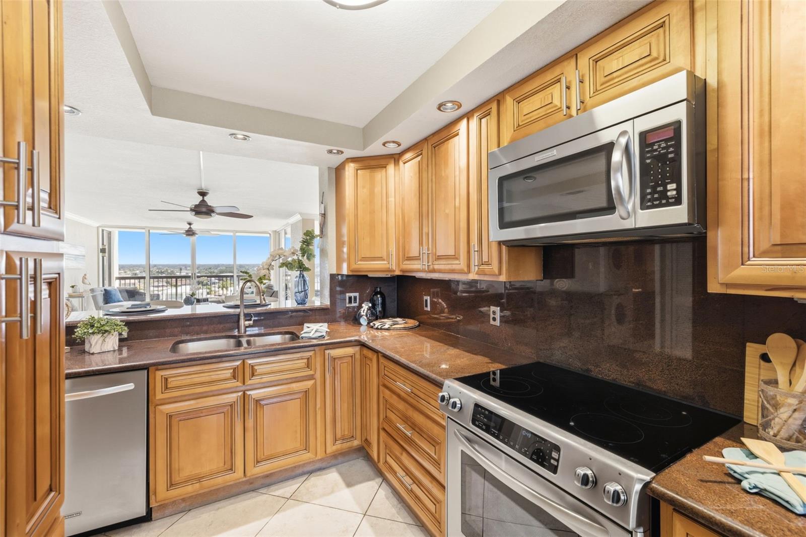 WEATHERLY THE CONDO - Residential