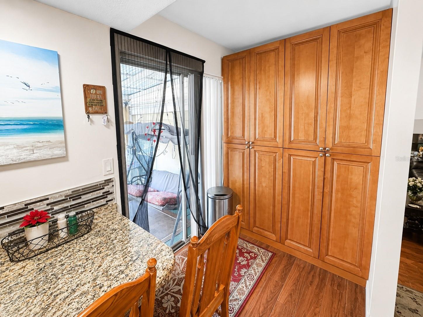 SPANISH ACRES - Residential