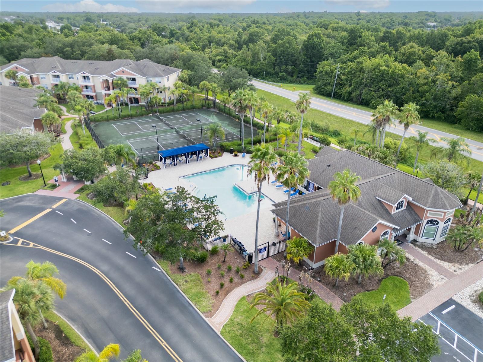 VILLAS AT LAKESIDE A CONDO - Residential