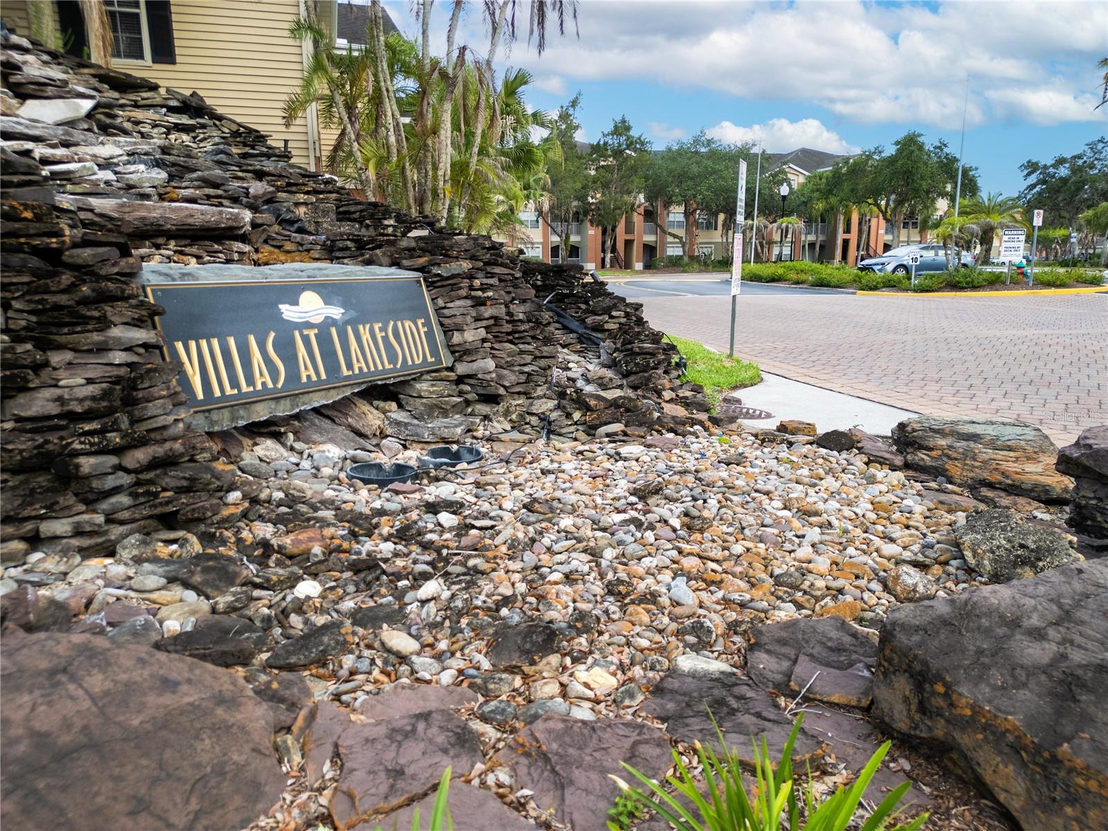 VILLAS AT LAKESIDE A CONDO - Residential