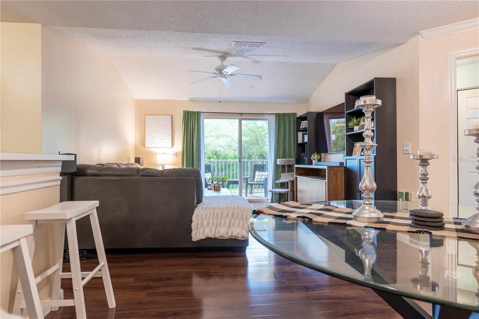 VILLAS AT LAKESIDE A CONDO - Residential