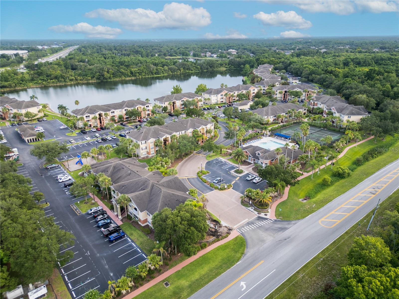 VILLAS AT LAKESIDE A CONDO - Residential