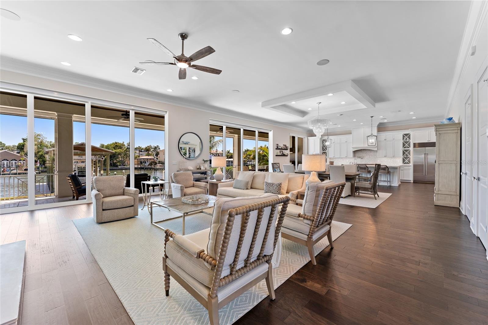 SUNSET PARK ISLES UNIT 5 - Residential