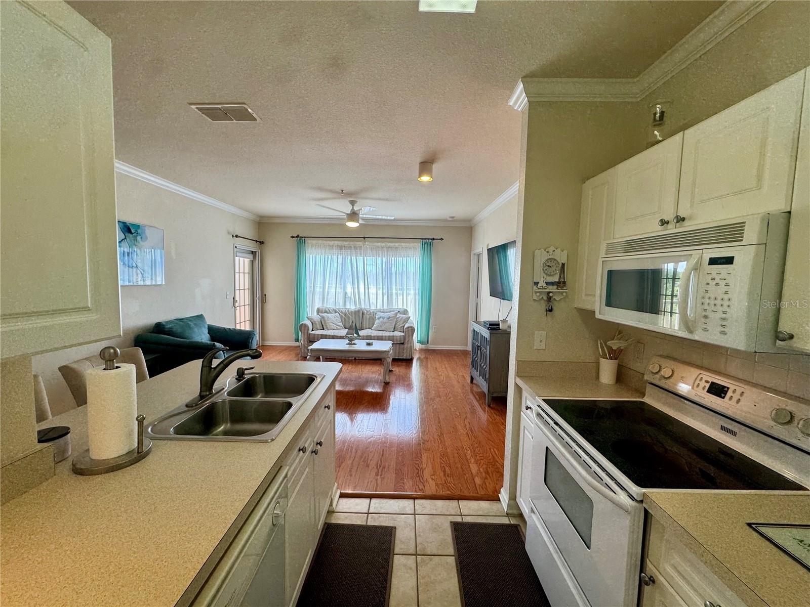 RESIDENCE AT RENAISSANCE - Residential