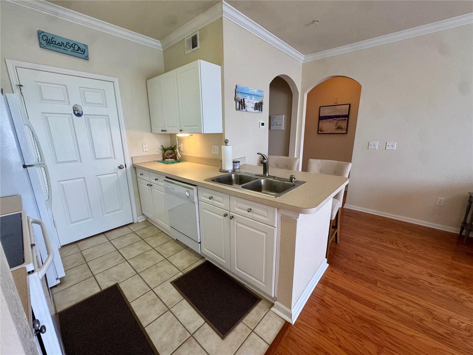 RESIDENCE AT RENAISSANCE - Residential
