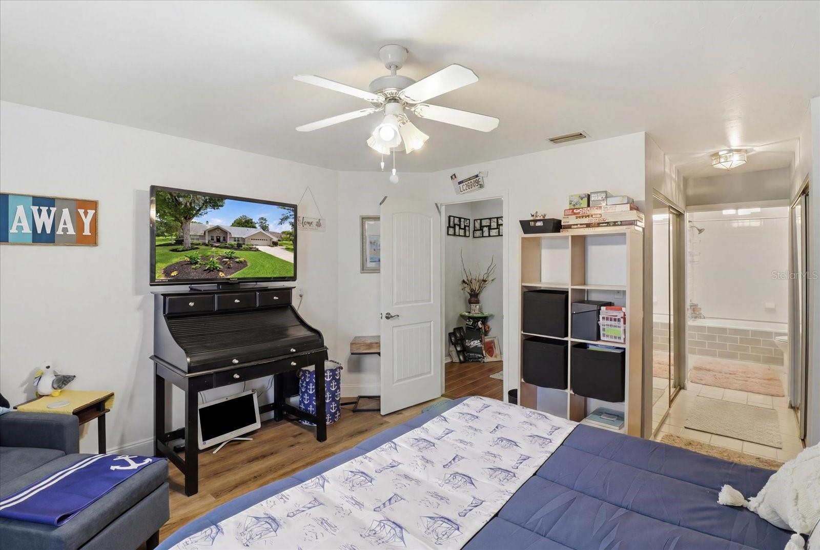 WINDEMERE GLEN ESTATE - Residential