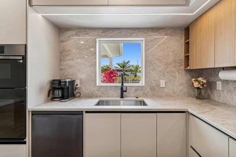 BAY CREST PARK UNIT 08 - Residential