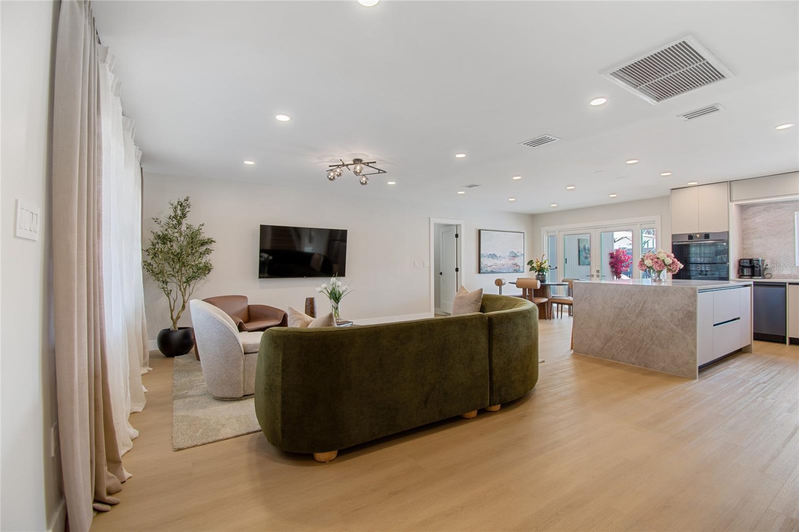 BAY CREST PARK UNIT 08 - Residential